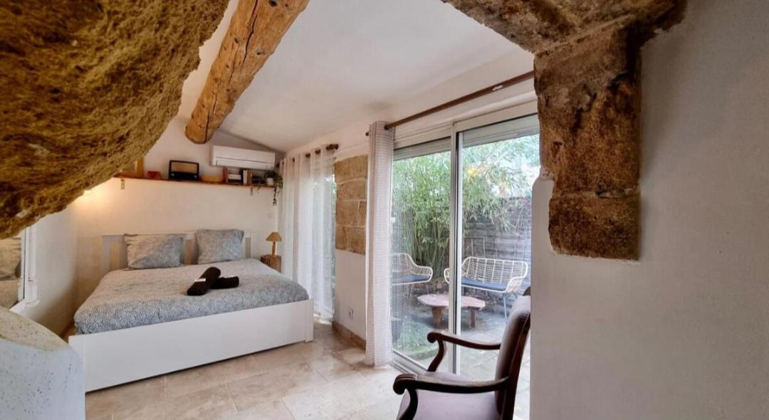 Charmant Appartement Au Coeur Du Centre Historique เอ็ก-ซอง-โพรวองซ์ ภายนอก รูปภาพ